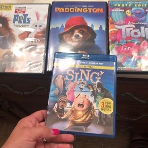 Kids movie bundle (4-DVD’s included)